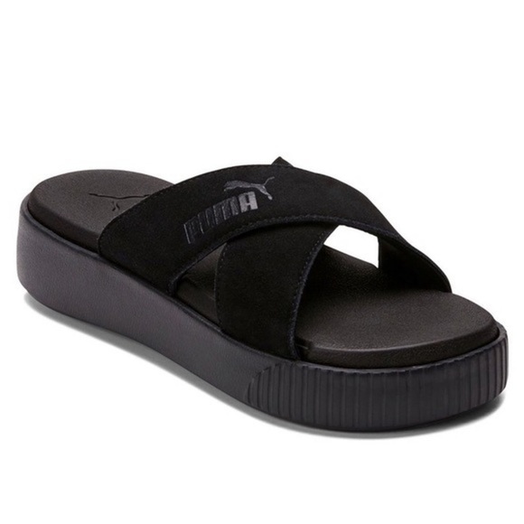 Puma Shoes - Euc Puma Flat Platform Sandals
